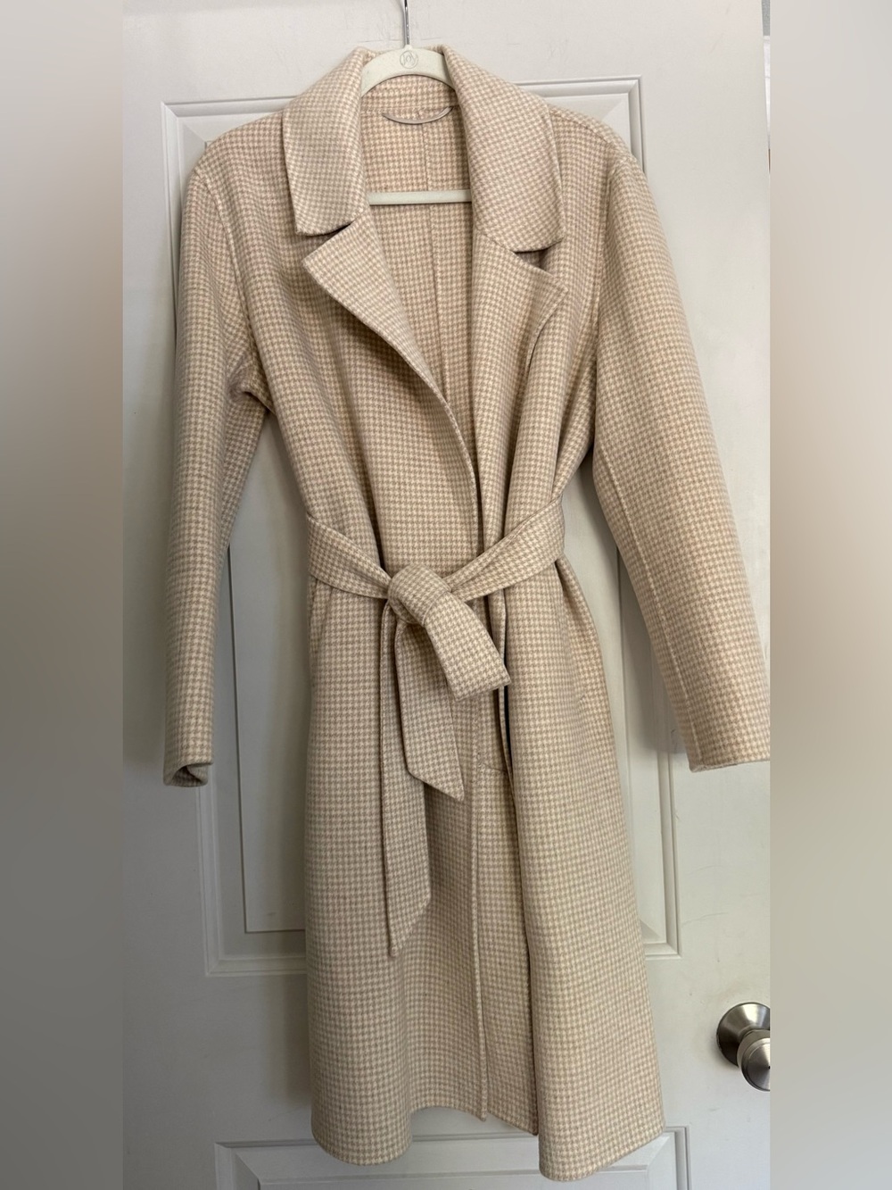 The Curated Cream & Beige Houndstooth Coat, Size S